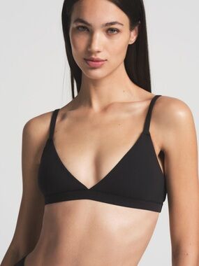 FINAL PRICE BEFORE DONATION- Skims fits everybody triangle bralette